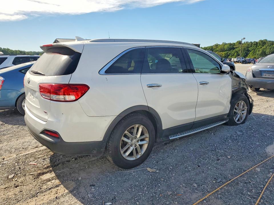 70451116 :رقم المزاد ، 5XYPG4A32JG397507 vin ، 2018 Kia Sorento مزاد بيع