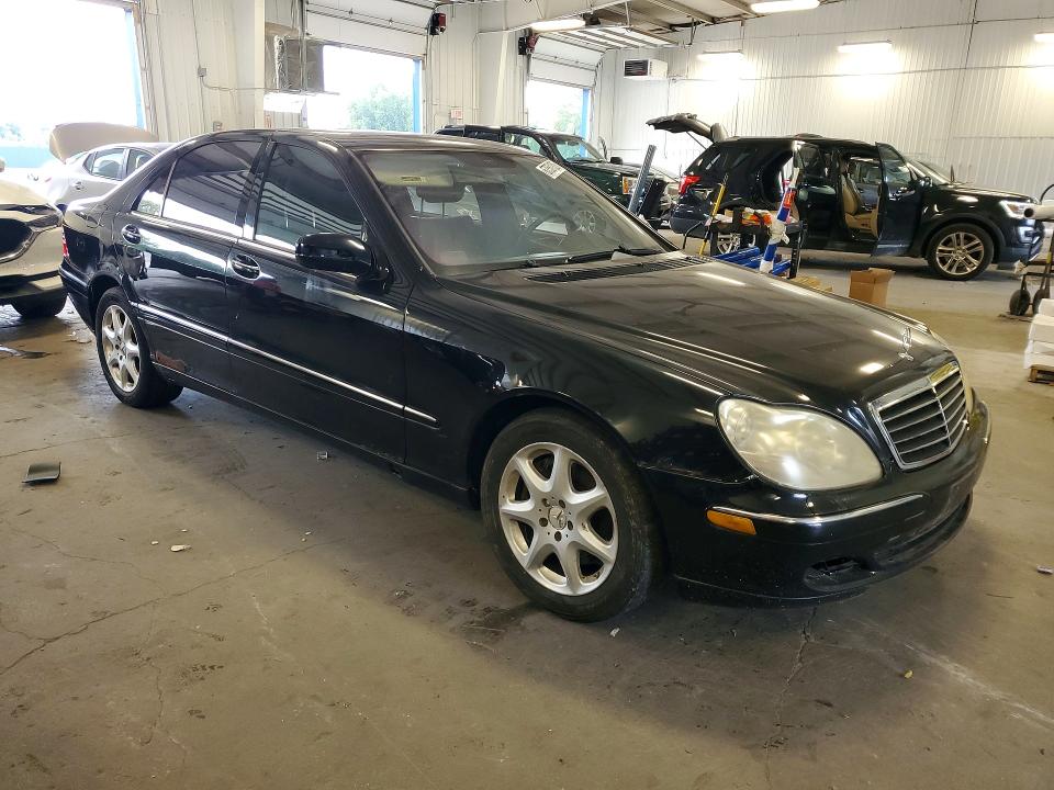 67551326 :رقم المزاد ، WDBNG84JX6A466104 vin ، 2006 Mercedes-benz S مزاد بيع