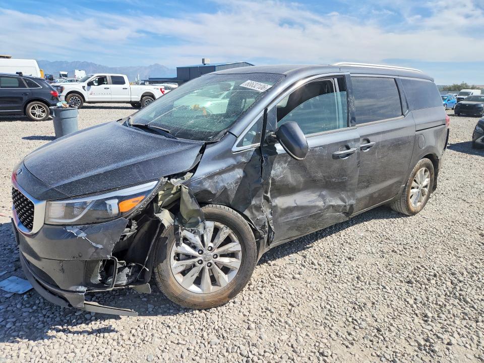 Продажа на аукционе авто 2017 Kia Sedona, vin: KNDMC5C10H6277332, номер лота: 68632106