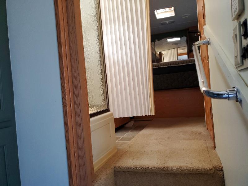 68087476 :رقم المزاد ، 4YDF347265D514836         vin ، 2006 Pinnacle Park Homes Montana مزاد بيع