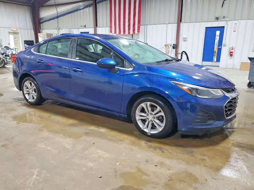 2019 Chevrolet Cruze მანქანა იყიდება აუქციონზე, vin: 1G1BE5SM8K7111888, აუქციონის ნომერი: 69561536