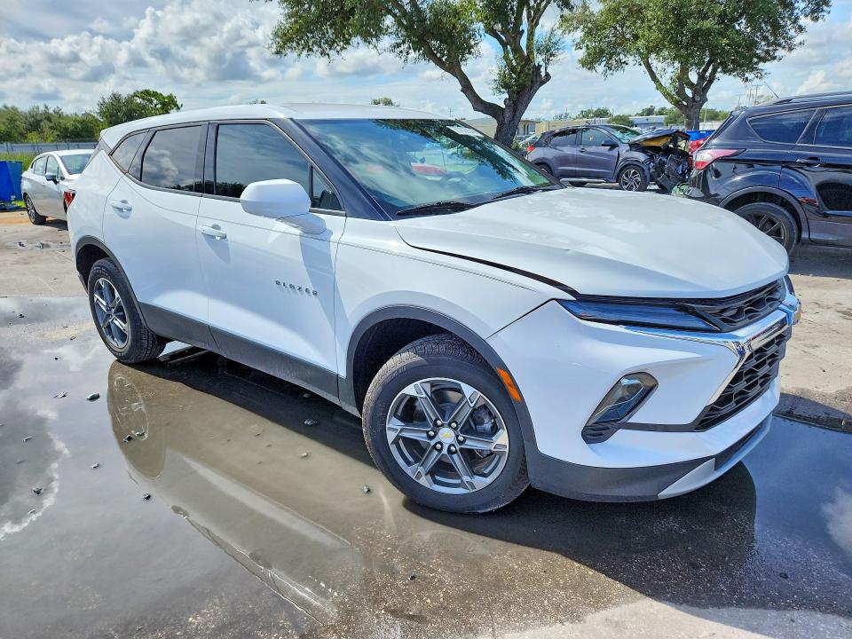 Продаж на аукціоні авто 2023 Chevrolet Blazer, vin: 3GNKBCR48PS228767, номер лоту: 67829546
