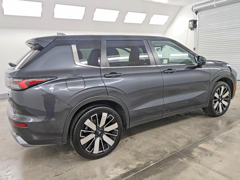Продаж на аукціоні авто 2025 Mitsubishi Outlander, vin: JA4J4VA84SZ012476, номер лоту: 69378196