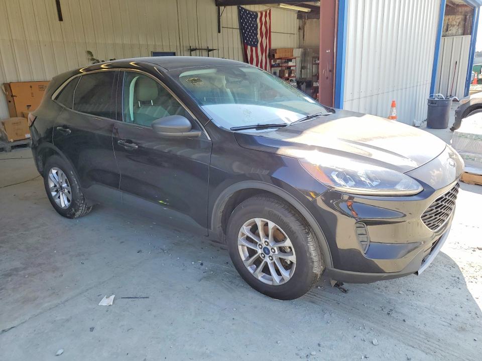 2022 Ford Escape მანქანა იყიდება აუქციონზე, vin: 1FMCU9G62NUB18515, აუქციონის ნომერი: 67784626