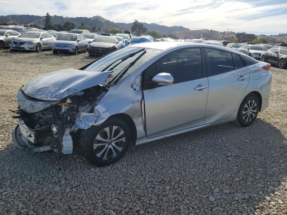 2022 Toyota Prius Prime მანქანა იყიდება აუქციონზე, vin: JTDKAMFP2N3214902, აუქციონის ნომერი: 68256986