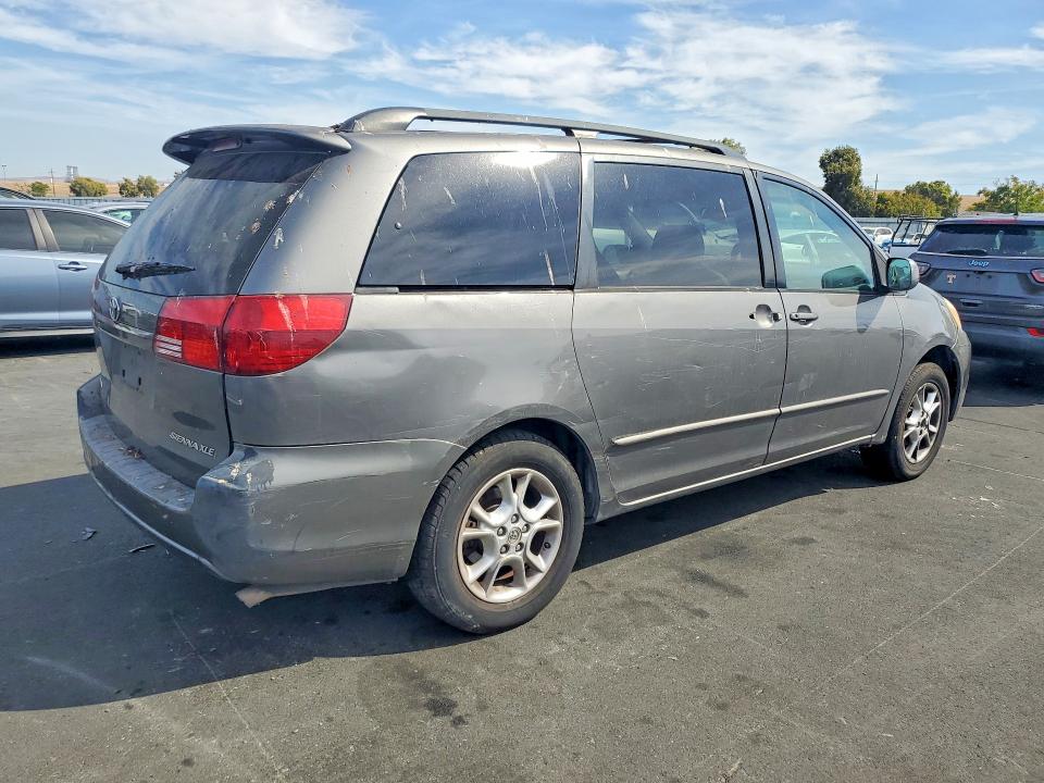 Продажа на аукционе авто 2005 Toyota Sienna, vin: 5TDZA22C65S381493, номер лота: 70392476