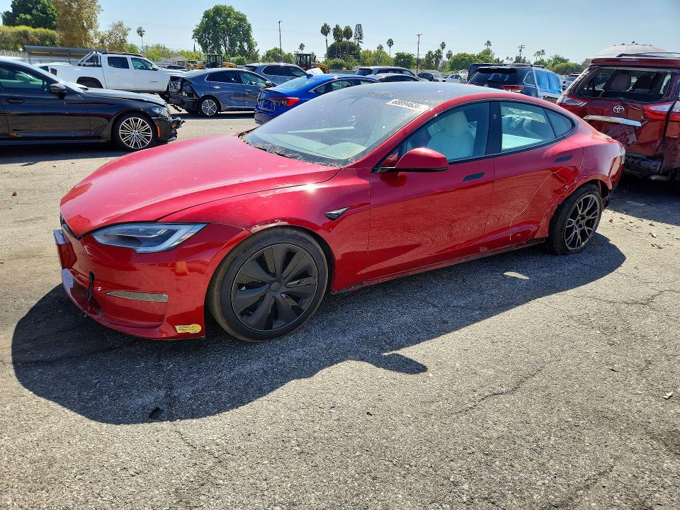 Продажа на аукционе авто 2022 Tesla Model S, vin: 5YJSA1E61NF470636, номер лота: 68894636