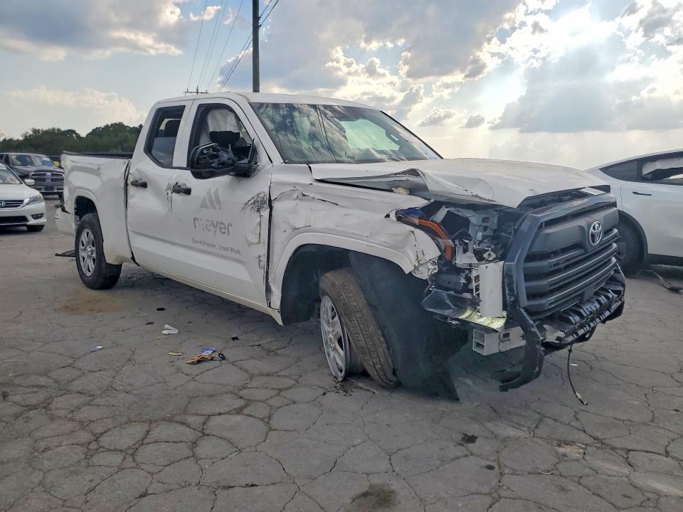 Продаж на аукціоні авто 2025 Toyota Tundra, vin: 5TFKB5DA8SX273653, номер лоту: 67689706