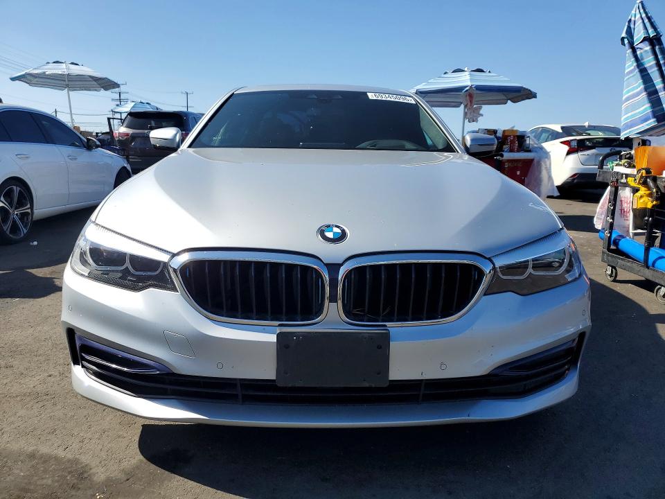 69345096 :رقم المزاد ، WBAJA9C58KB399581 vin ، 2019 Bmw 530e مزاد بيع