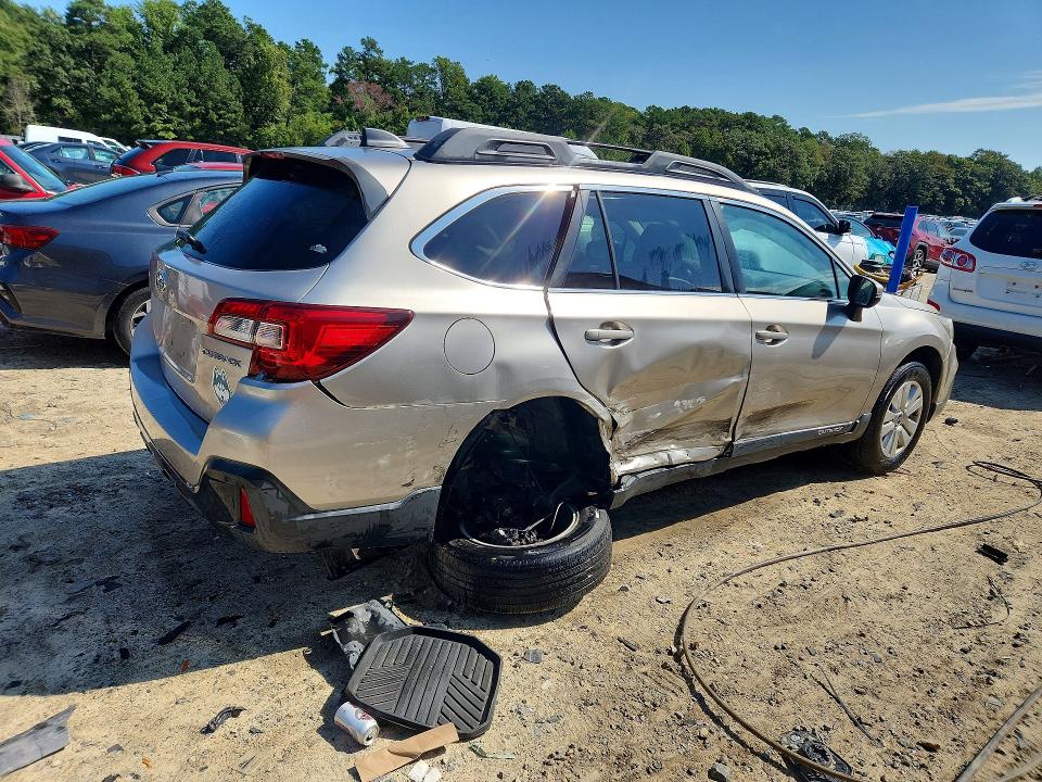 68435776 :رقم المزاد ، 4S4BSAFC7J3297046 vin ، 2018 Subaru Outback مزاد بيع