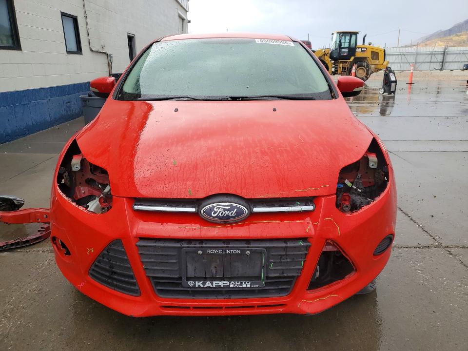 69009906 :رقم المزاد ، 1FADP3F27EL421037 vin ، 2014 Ford Focus مزاد بيع