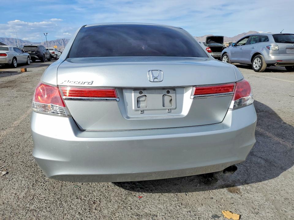 2012 Honda Accord მანქანა იყიდება აუქციონზე, vin: 1HGCP2F37CA225361, აუქციონის ნომერი: 70260726