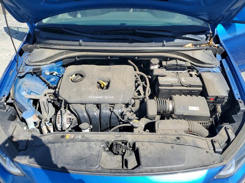 69180266 :رقم المزاد ، 5NPD74LF0HH192121 vin ، 2017 Hyundai Elantra مزاد بيع