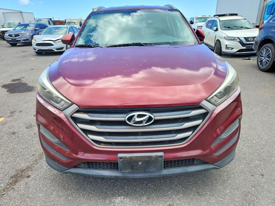69822526 :رقم المزاد ، KM8J33A45GU223583 vin ، 2016 Hyundai Tucson مزاد بيع
