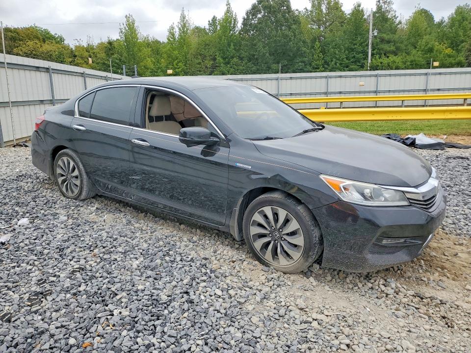 Продаж на аукціоні авто 2017 Honda Accord, vin: JHMCR6F34HC001054, номер лоту: 70176046