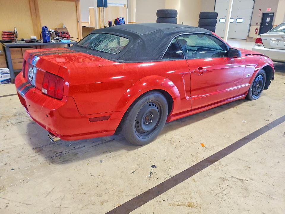Продажа на аукционе авто 2005 Ford Mustang, vin: 1ZVHT85H855245644, номер лота: 70536776