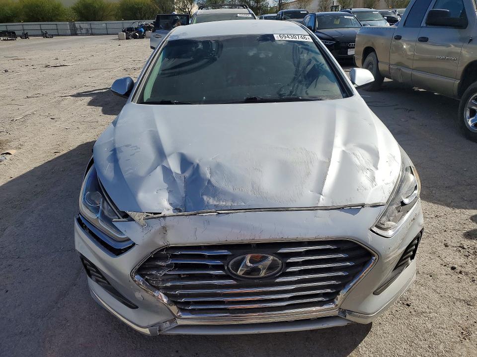 2019 Hyundai Sonata Hybrid მანქანა იყიდება აუქციონზე, vin: KMHE24L30KA090496, აუქციონის ნომერი: 69430746