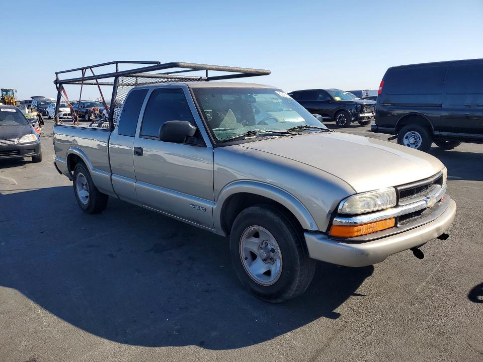 69437376 :رقم المزاد ، 1GCCS19W9Y8280261 vin ، 2000 Chevrolet S Truck مزاد بيع
