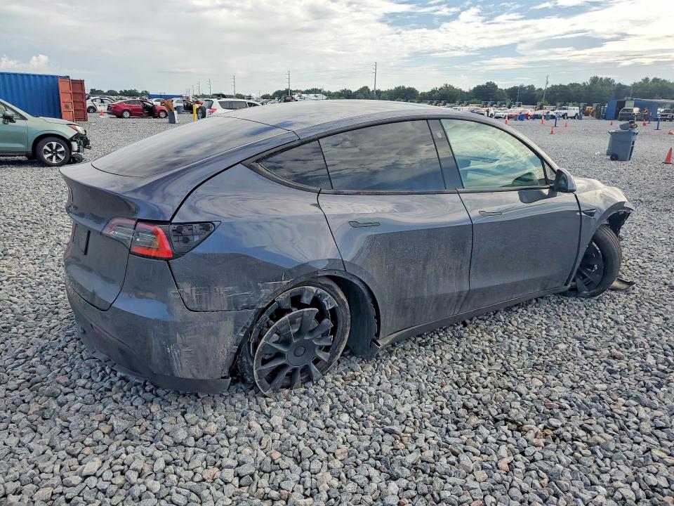 69246996 :رقم المزاد ، 5YJYGDEDXMF112846 vin ، 2021 Tesla Model Y مزاد بيع