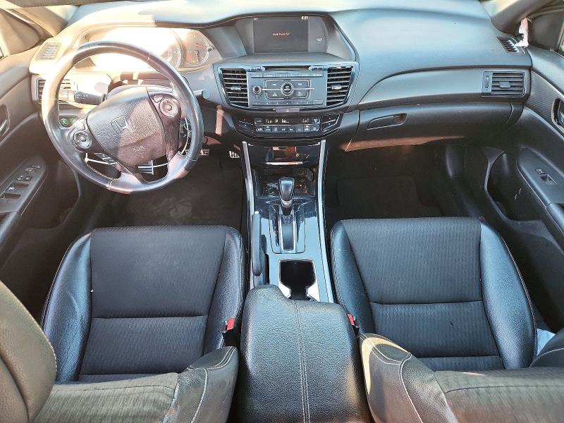 70678636 :رقم المزاد ، 1HGCR2F57HA079420 vin ، 2017 Honda Accord مزاد بيع