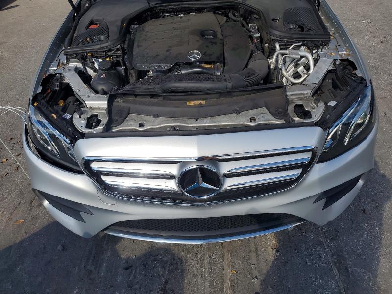 69697686 :رقم المزاد ، WDDZF8DBXLA755337 vin ، 2020 Mercedes-benz E مزاد بيع