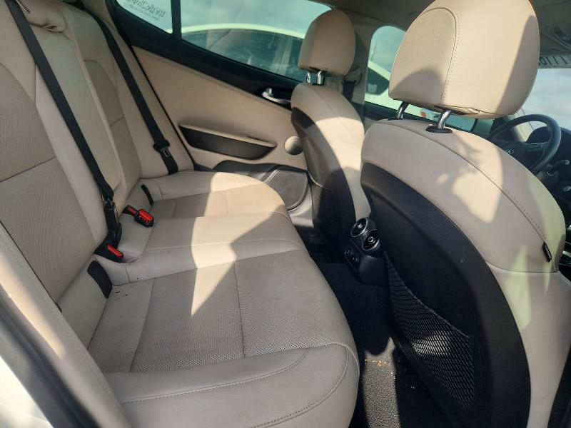 71182996 :رقم المزاد ، KNAE25LA0J6021377 vin ، 2018 Kia Stinger مزاد بيع