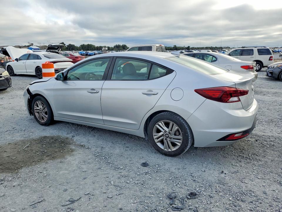 70475736 :رقم المزاد ، KMHD84LFXKU837377 vin ، 2019 Hyundai Elantra مزاد بيع