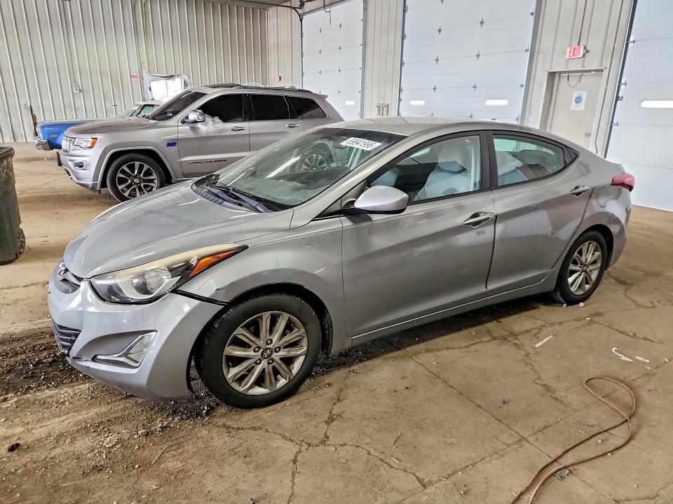 69941996 :رقم المزاد ، KMHDH4AE1FU225908 vin ، 2015 Hyundai Elantra مزاد بيع