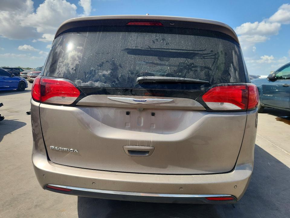 Продажа на аукционе авто 2018 Chrysler Pacifica, vin: 2C4RC1EG9JR139237, номер лота: 69339806