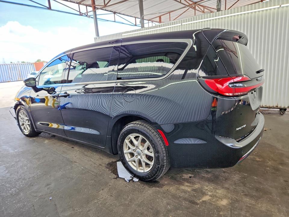 Продажа на аукционе авто 2025 Chrysler Pacifica, vin: 2C4RC1BG6SR548883, номер лота: 69311046