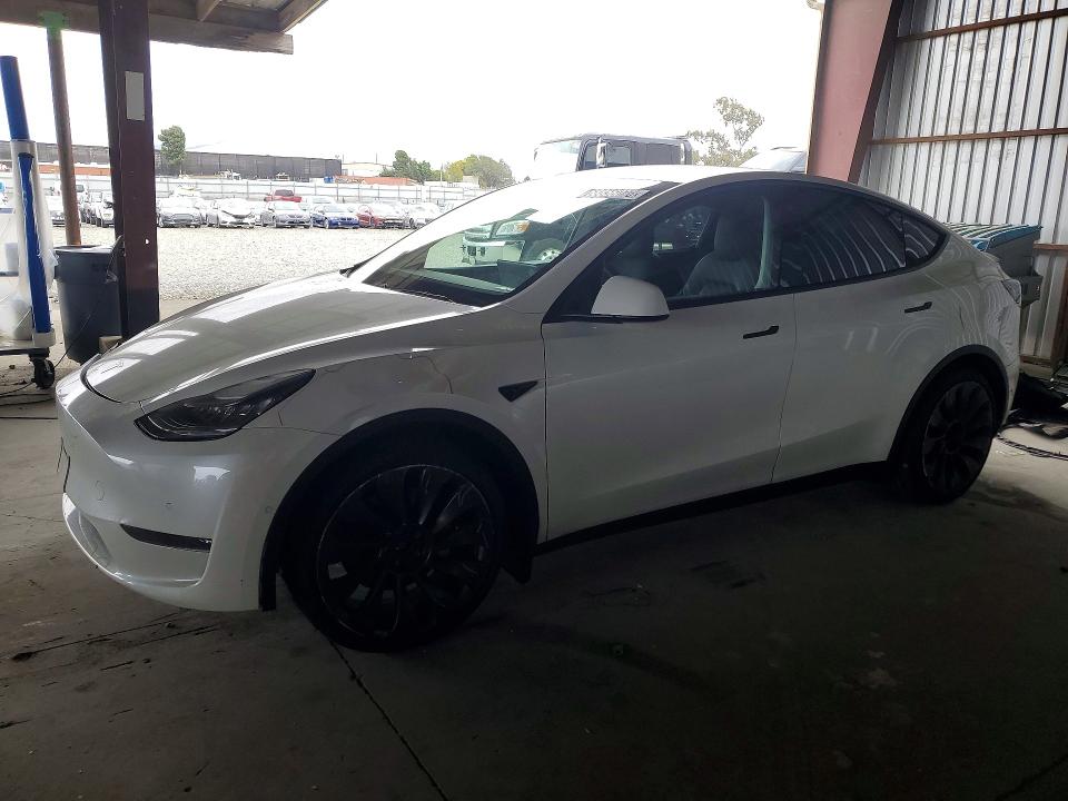 Продаж на аукціоні авто 2020 Tesla Model Y, vin: 5YJYGDEE4LF051159, номер лоту: 68856076