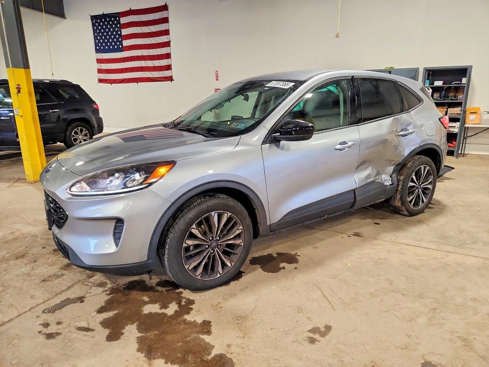 Auction sale of the 2022 Ford Escape, vin: 1FMCU9G64NUB37471, lot number: 67097066
