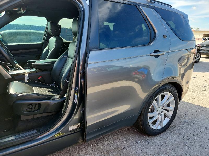 68222796 :رقم المزاد ، SALRRBBV5HA042504 vin ، 2017 Land Rover Discovery مزاد بيع