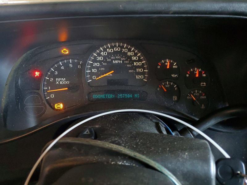 70112486 :رقم المزاد ، 1GCEC14V44Z263067 vin ، 2004 Chevrolet Silverado مزاد بيع