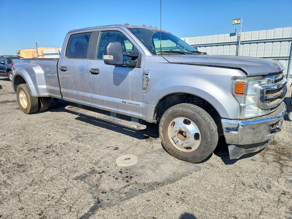 Продаж на аукціоні авто 2022 Ford F350, vin: 1FT8W3CT4NEE76917, номер лоту: 69458126