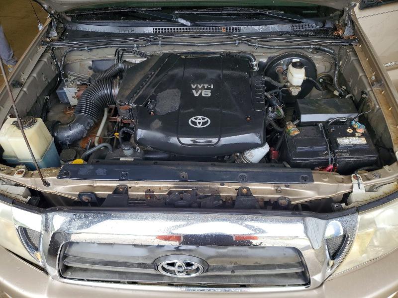 68523486 :رقم المزاد ، 5TEMU52NX5Z093581 vin ، 2005 Toyota Tacoma مزاد بيع