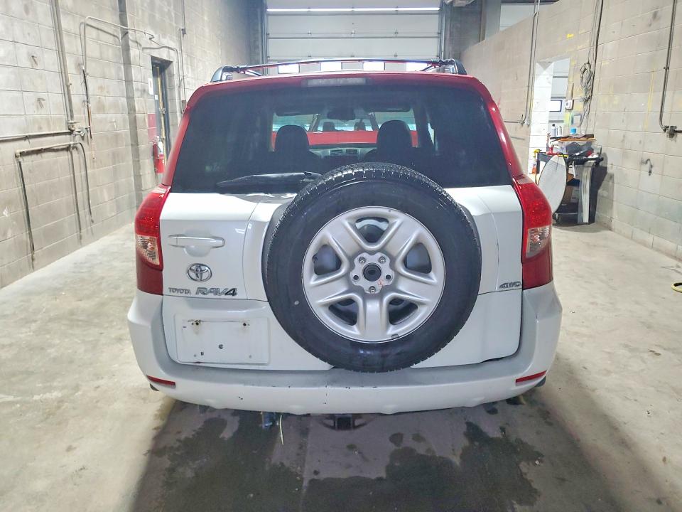 70614236 :رقم المزاد ، JTMBK31V475026015 vin ، 2007 Toyota Rav4 مزاد بيع