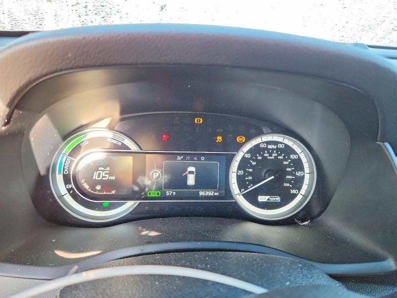 68272956 :رقم المزاد ، KNDCB3LC7H5050844 vin ، 2017 Kia Niro مزاد بيع