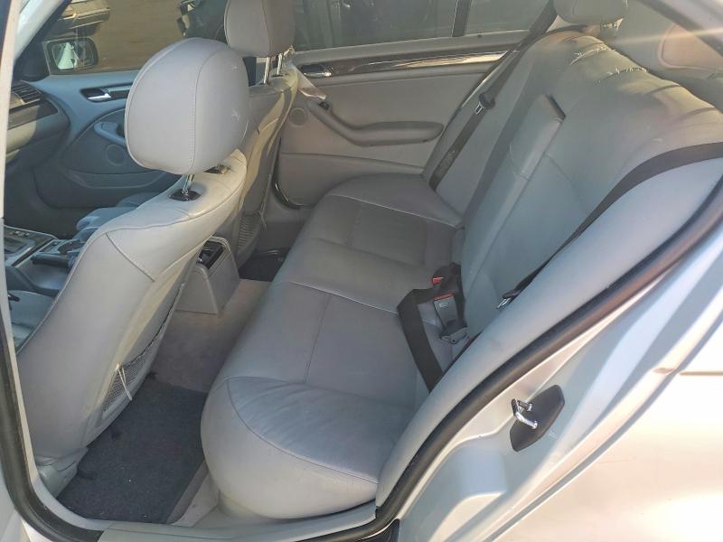 68411416 :رقم المزاد ، WBAET37412NG81606 vin ، 2002 Bmw 325 مزاد بيع