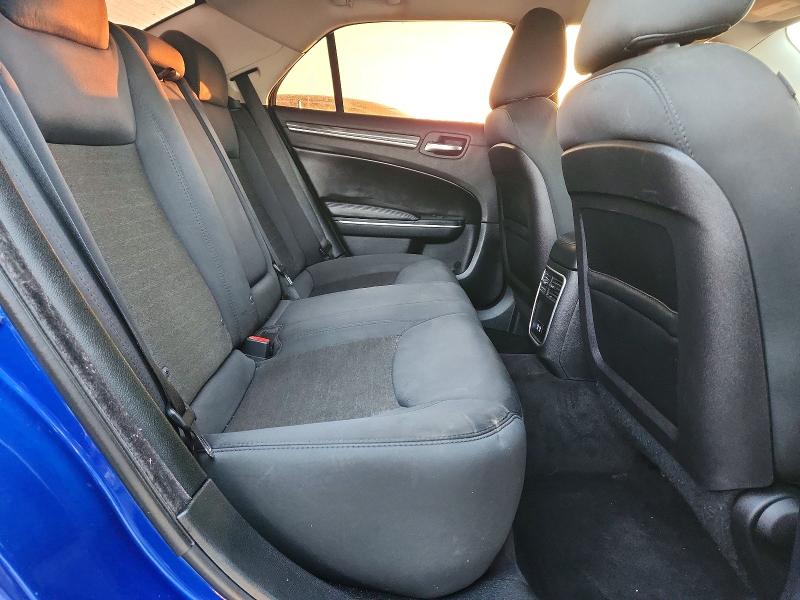 70191576 :رقم المزاد ، 2C3CCAAG5JH294101 vin ، 2018 Chrysler 300 مزاد بيع