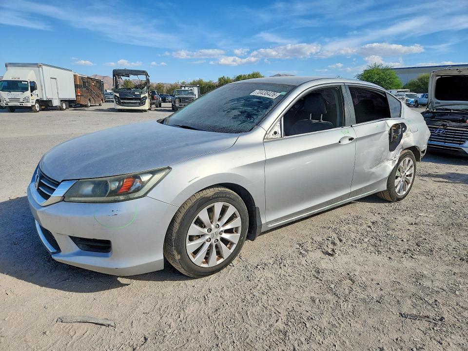 Aukcja sprzedaży 2014 Honda Accord, vin: 1HGCR2F32EA006028, numer aukcji: 70438426