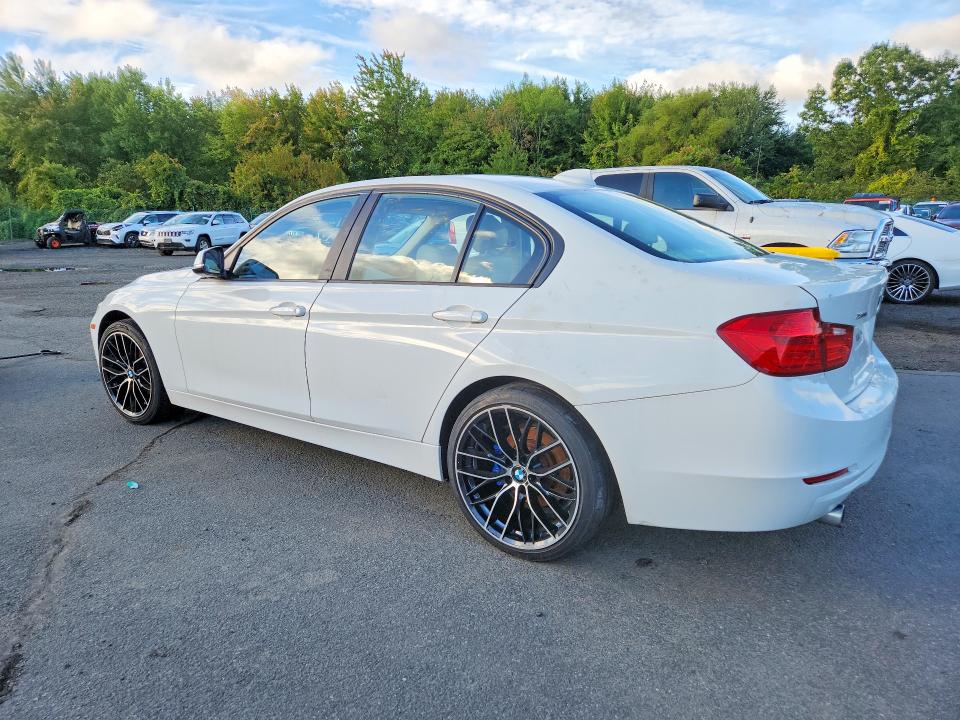 2015 Bmw 320 მანქანა იყიდება აუქციონზე, vin: WBA3C3C56FK202056, აუქციონის ნომერი: 69569376