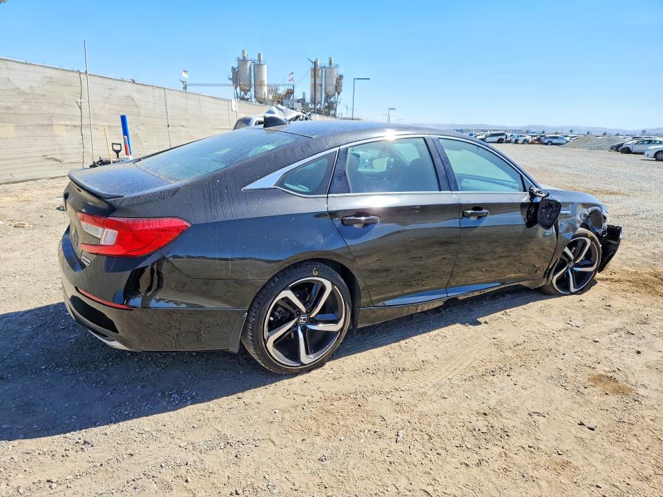 Продажа на аукционе авто 2022 Honda Accord, vin: 1HGCV3F24NA034762, номер лота: 67877686