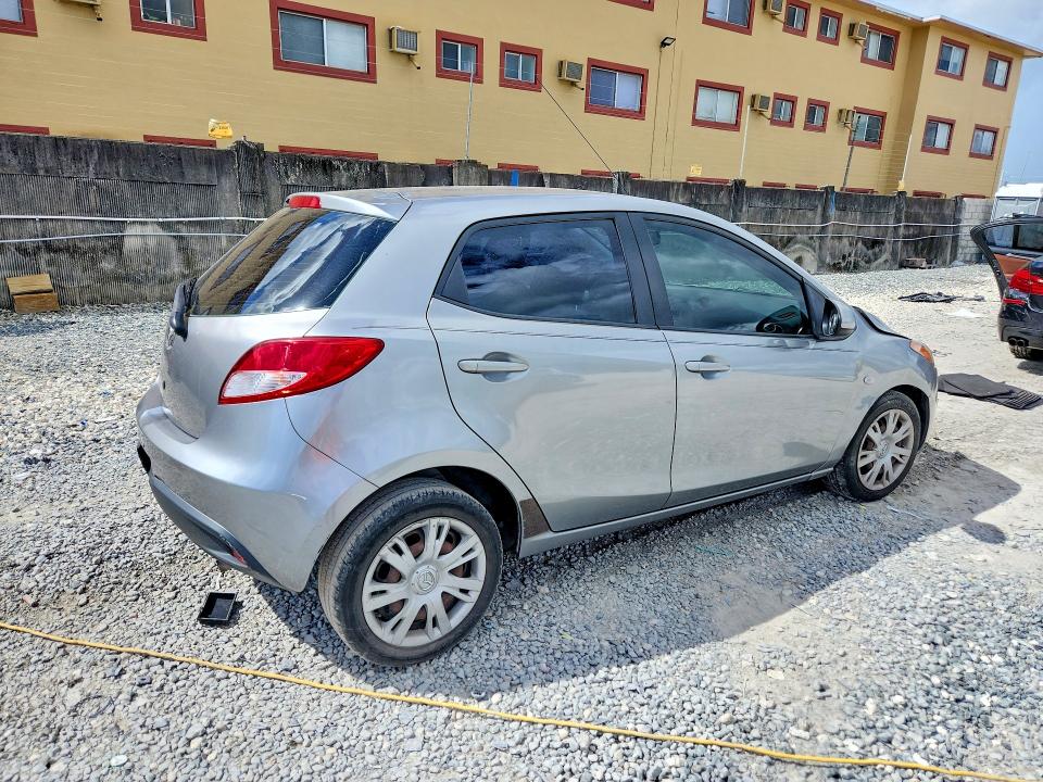 Продажа на аукционе авто 2014 Mazda Mazda2, vin: JM1DE1KY9E0174409, номер лота: 68781476