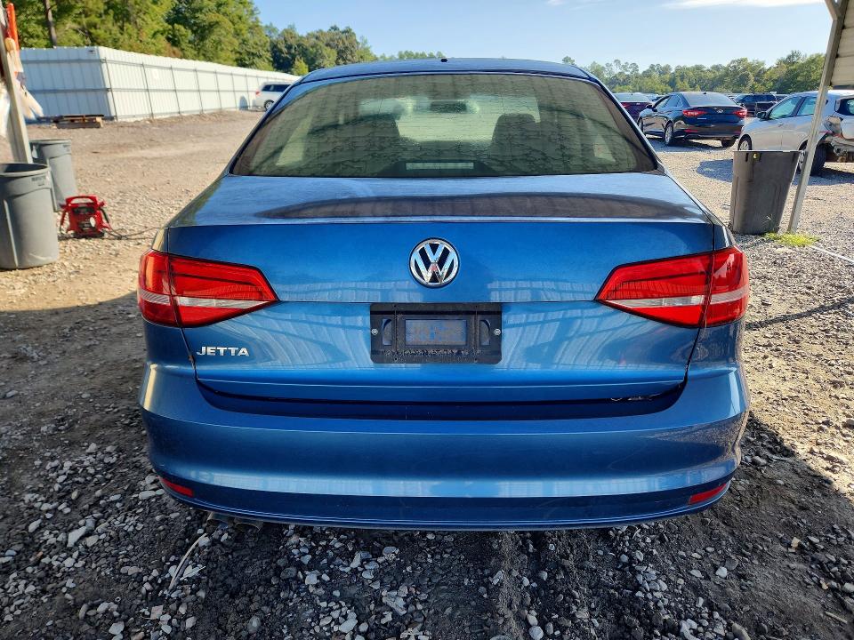 68008346 :رقم المزاد ، 3VW2K7AJ3FM315557 vin ، 2015 Volkswagen Jetta مزاد بيع