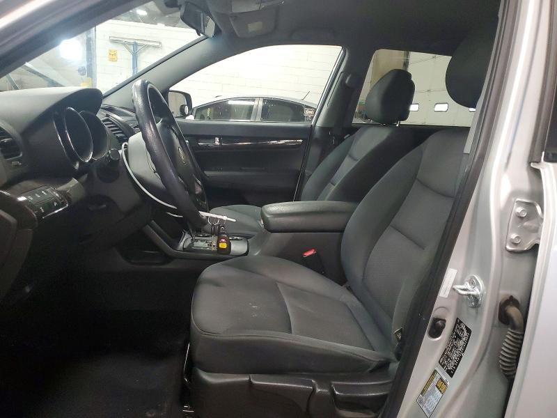 70013186 :رقم المزاد ، 5XYKTCA68CG225849 vin ، 2012 Kia Sorento مزاد بيع