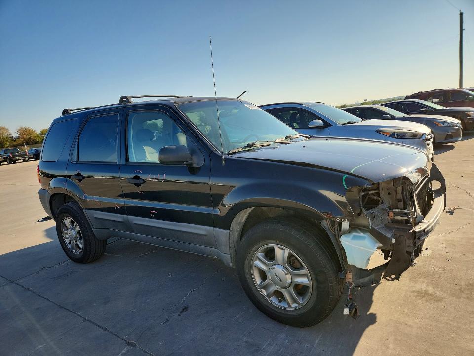 2005 Ford Escape მანქანა იყიდება აუქციონზე, vin: 1FMYU02Z15KD89208, აუქციონის ნომერი: 69395536