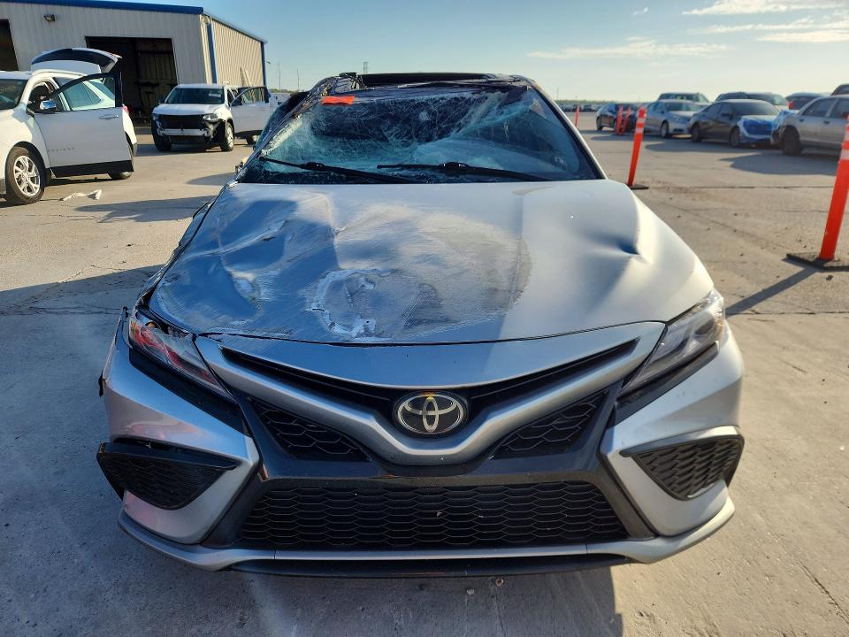 Продаж на аукціоні авто 2021 Toyota Camry, vin: 4T1K61AK2MU444231, номер лоту: 68306616