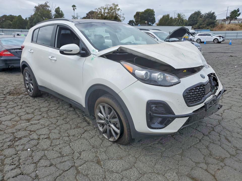 67910736 :رقم المزاد ، KNDP6CAC2N7020658 vin ، 2022 Kia Sportage مزاد بيع