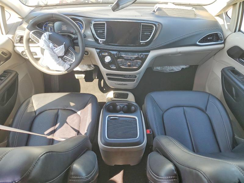68414866 :رقم المزاد ، 2C4RC1S72RR118178 vin ، 2024 Chrysler Pacifica مزاد بيع